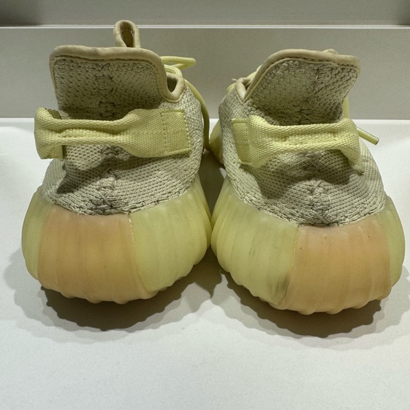 Adidas Yeezy 350 Yellow - Picture 4 of 6